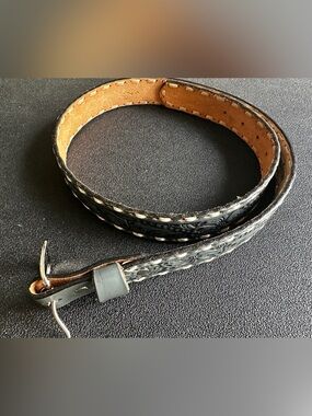 Leather Woman’s belt
